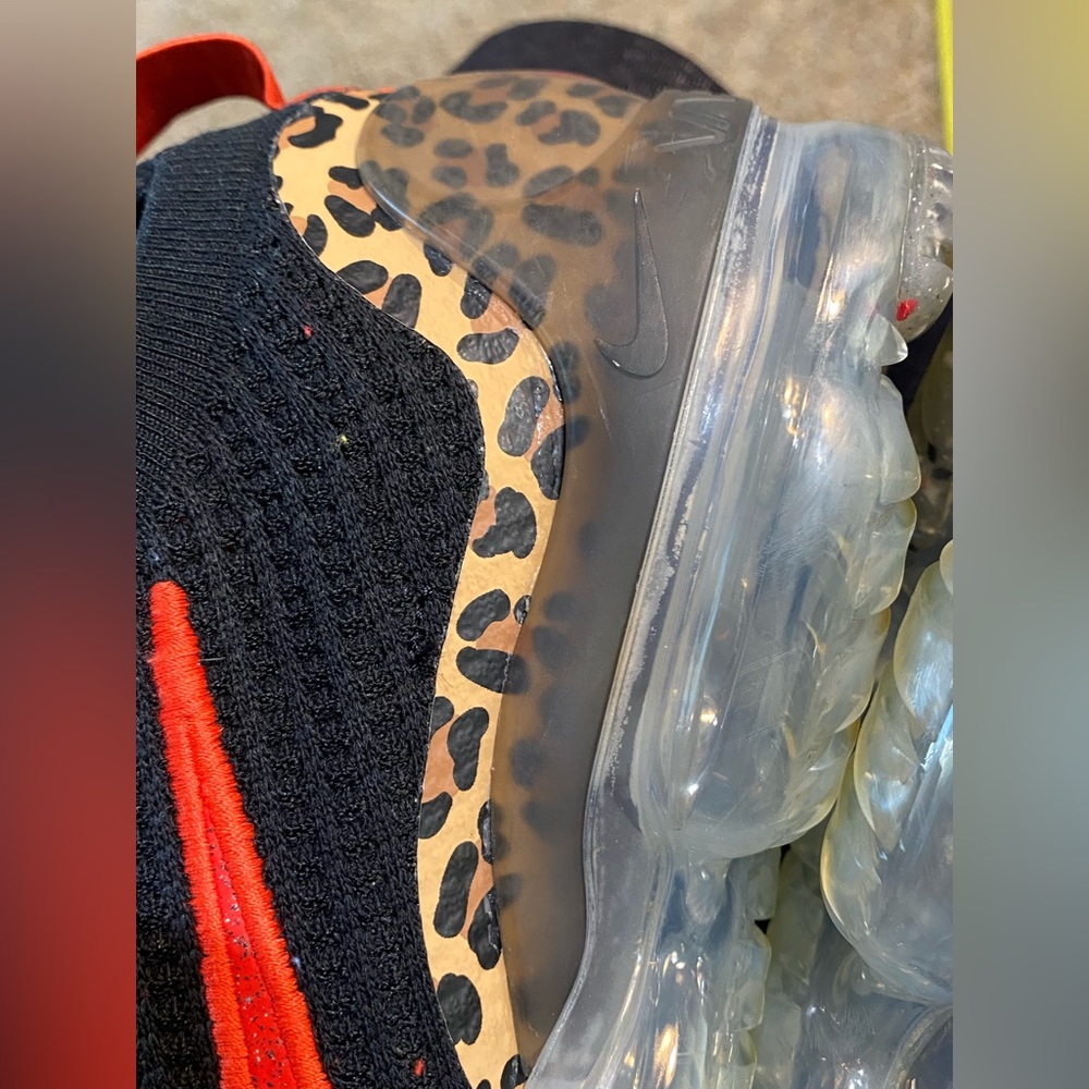Nike VaporMax Shoes - Picture 8 of 16